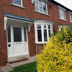  Holiday home Larkins House United Kingdom